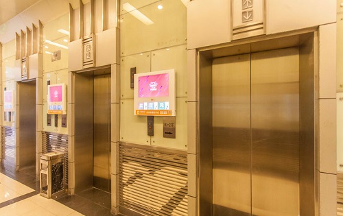 大廈電梯間
